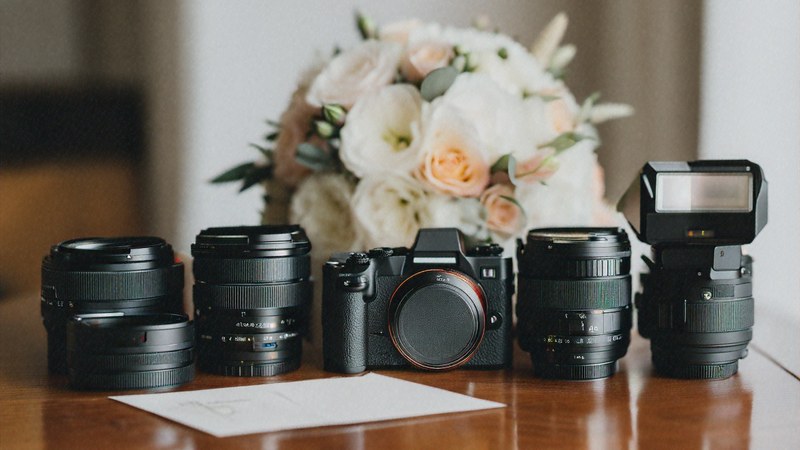 Best DSLR and Mirrorless Cameras for Wedding Photography in India 2026